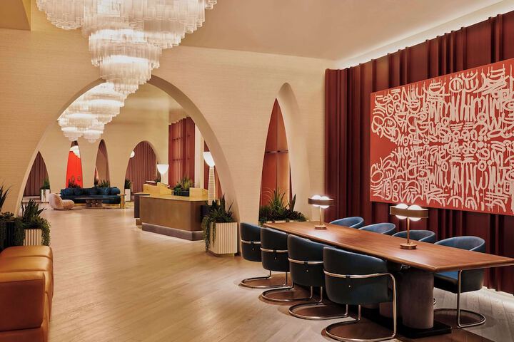 Hotel Interior 4 of 148