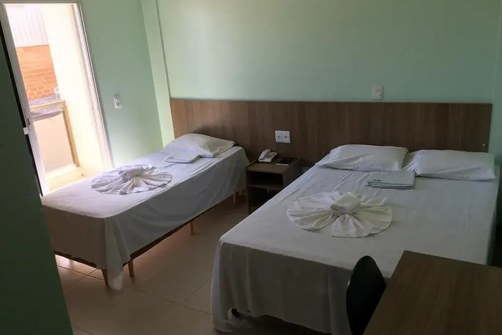 Room 6 of 20