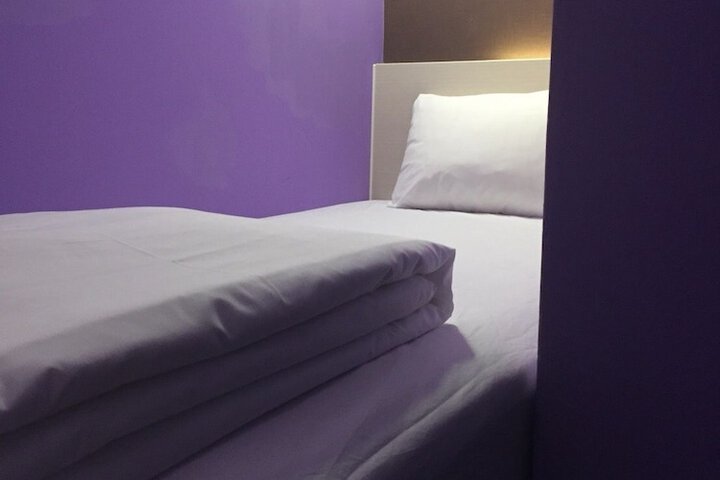 Room 16 of 52