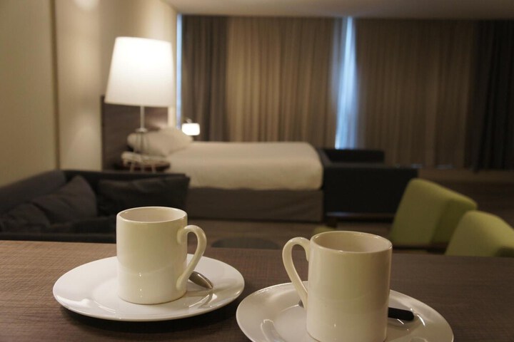 Room 19 of 48