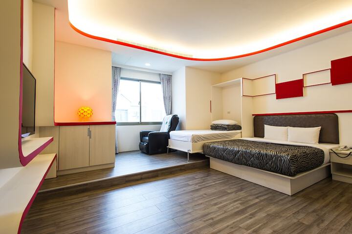 Room 21 of 51