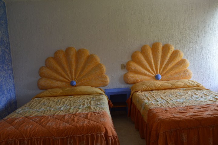 Room 7 of 43