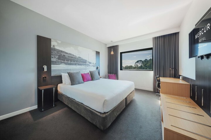 Room 13 of 72