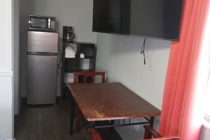 Room 17 of 21