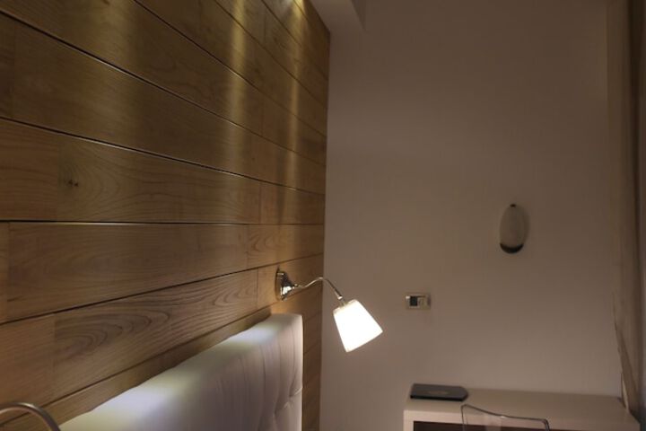 Room 5 of 43