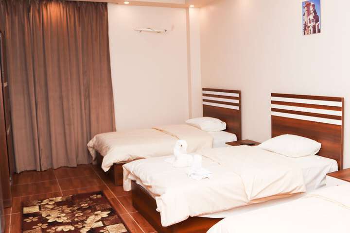 Room 35 of 134