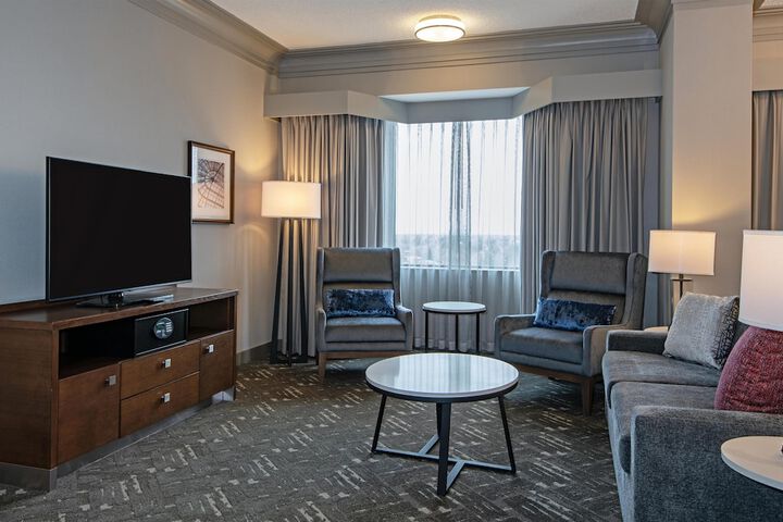 Room 32 of 103