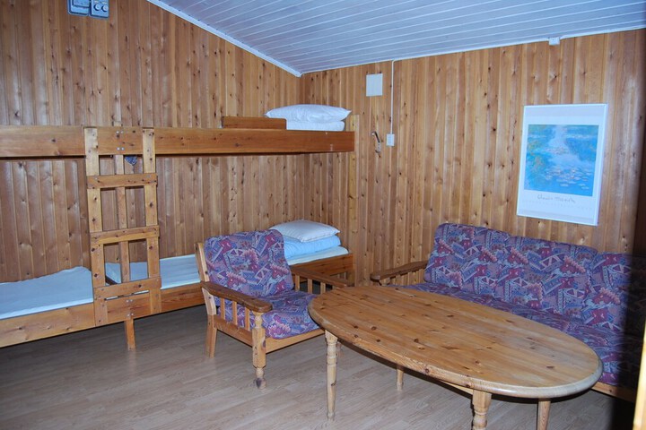 Room 3 of 12