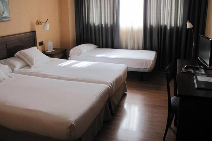 Room 4 of 21