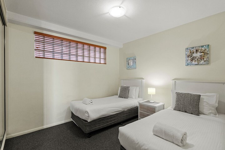 Room 54 of 272