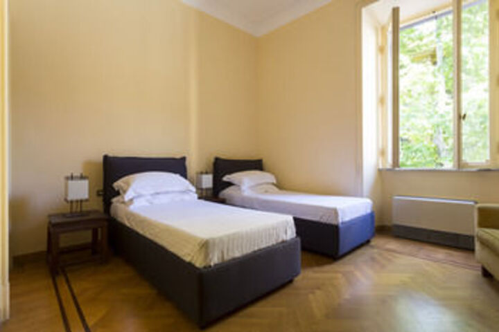 Room 50 of 121
