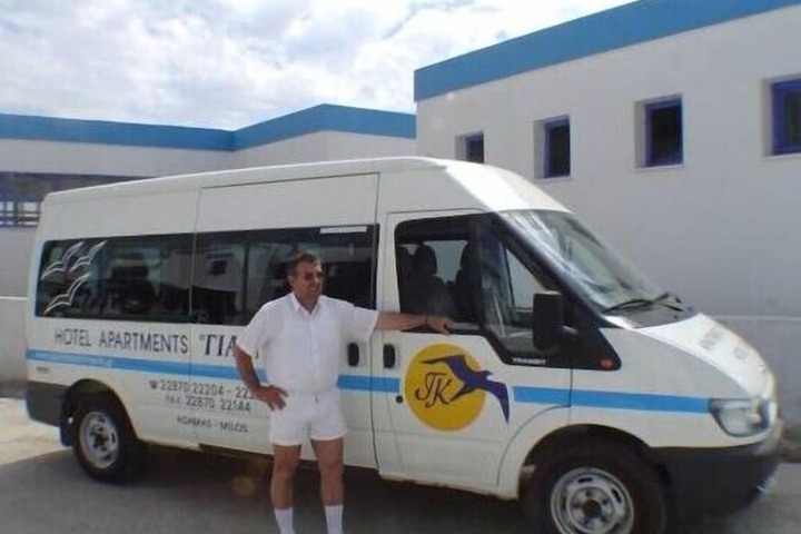 Airport shuttle