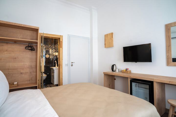 Room 18 of 57