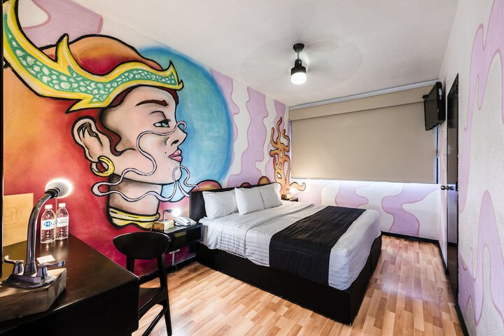 Room 18 of 41