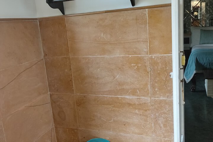 Room 20 of 55