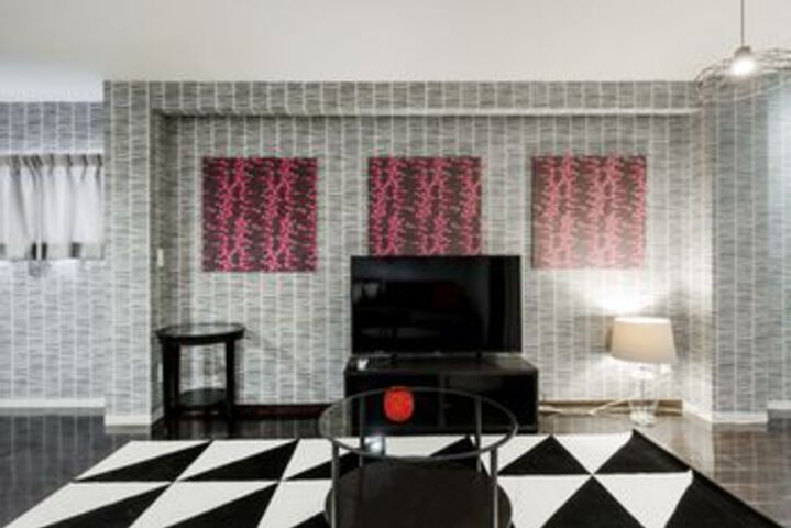 Room 175 of 182
