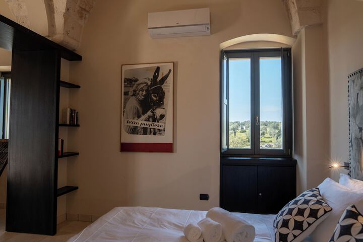 Room 16 of 92