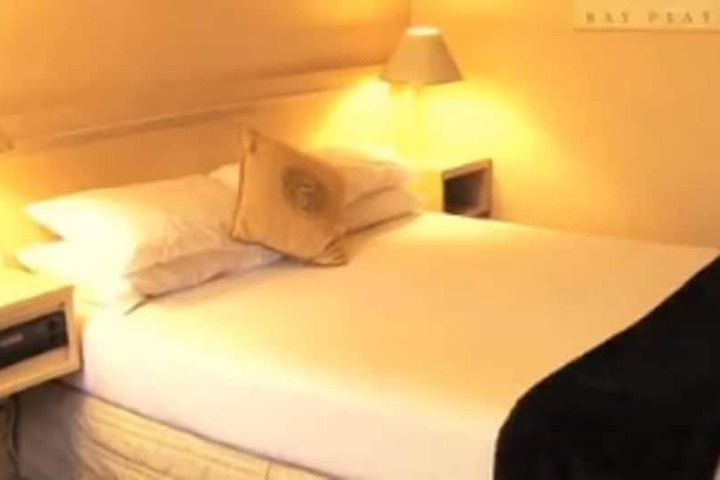 Room 2 of 19