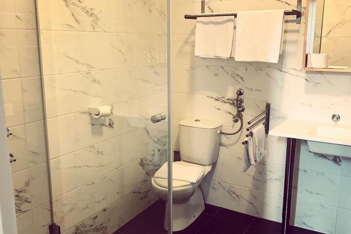 Room 14 of 20