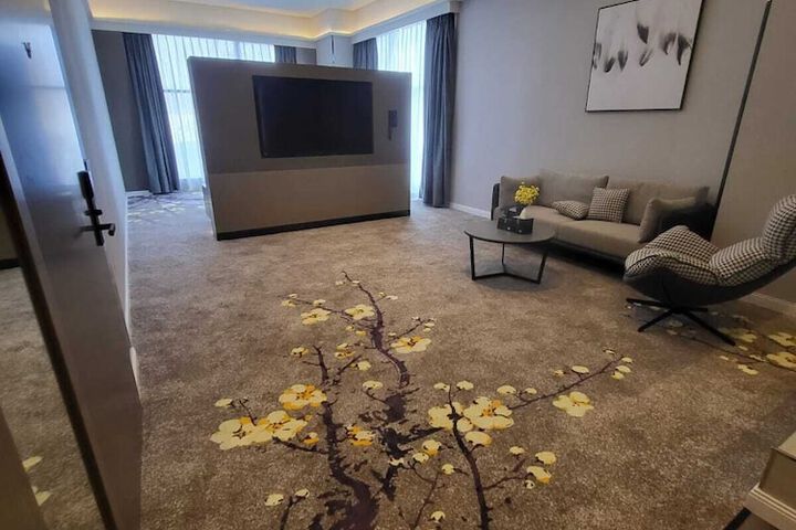 Room 21 of 39