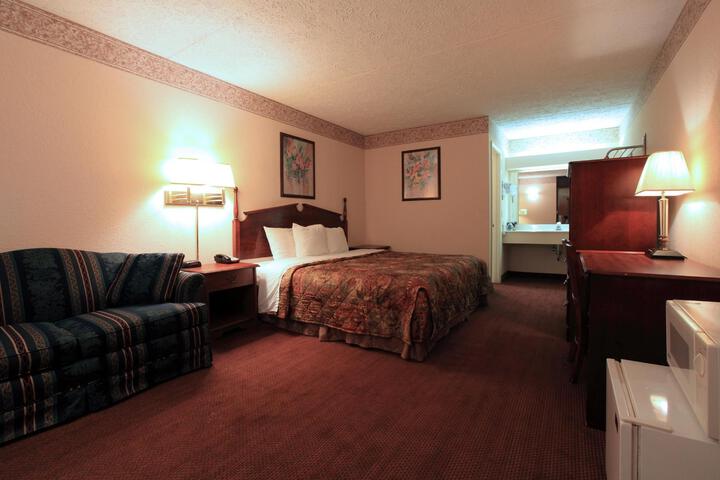 1 King Bed Balcony (2 of 2)