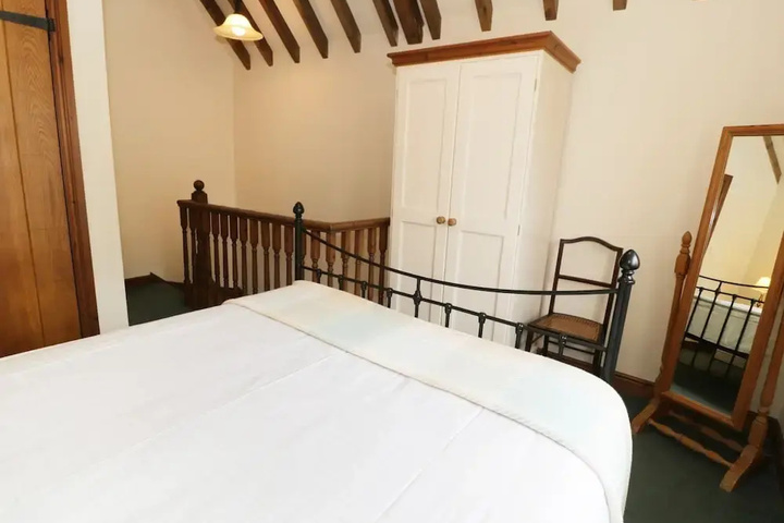 Room 3 of 14