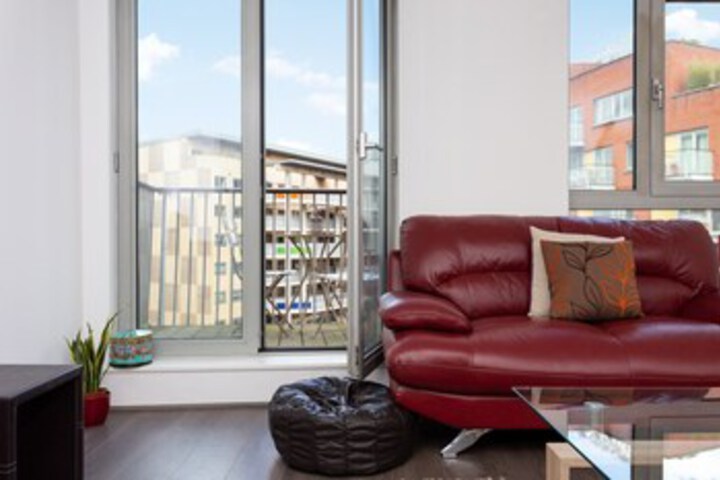2 Bedroom Flat in Holloway With Balcony & Courtyard