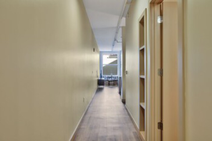 Room 258 of 328