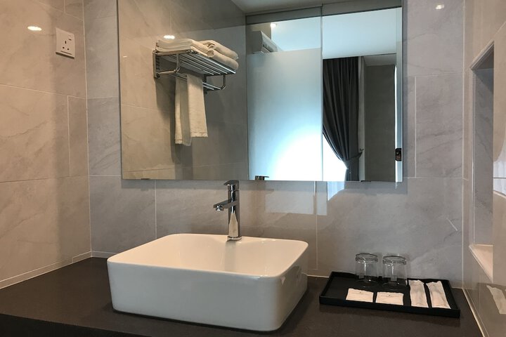 Room 48 of 58