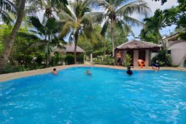Pool 8 of 23