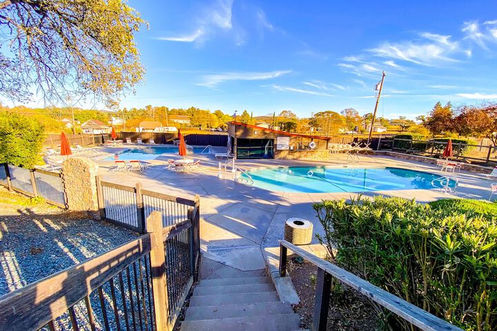Pool 29 of 46