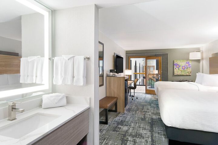 Room 8 of 29