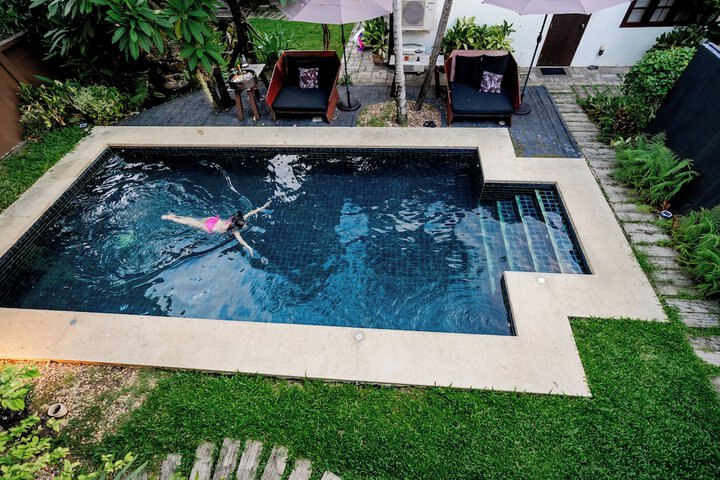 Pools & Facilities