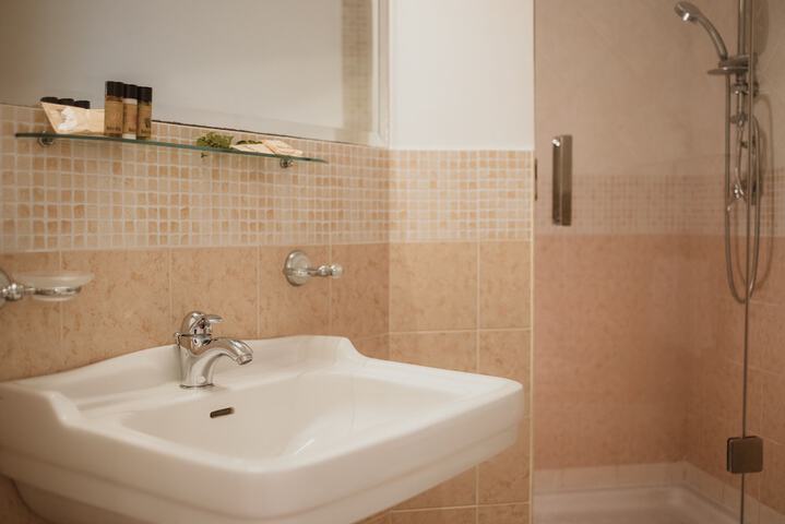 Clean Restrooms