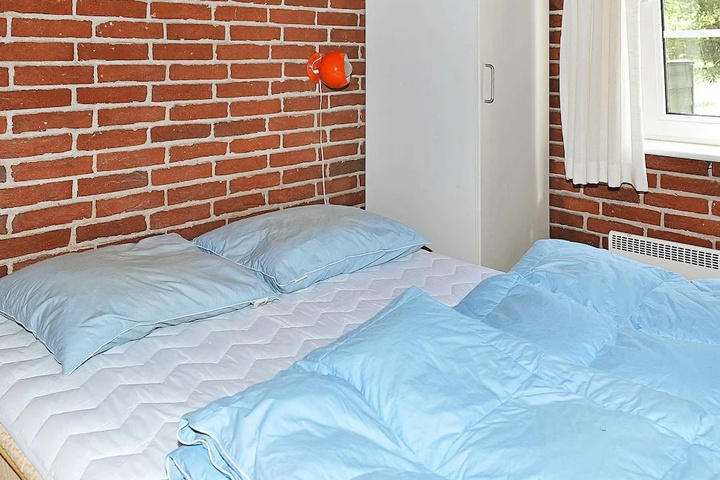Room 3 of 11