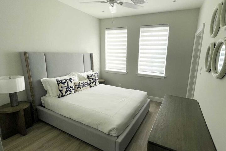 Room 156 of 172