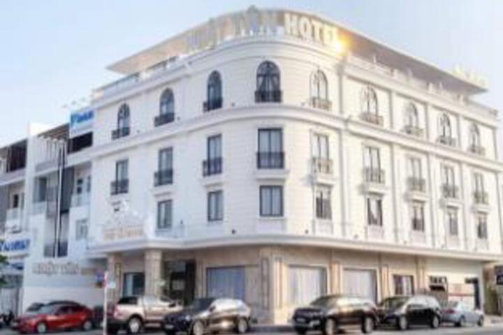 NHAT TAN HOTEL