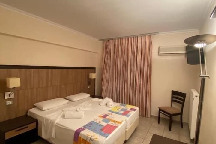 Room 14 of 59