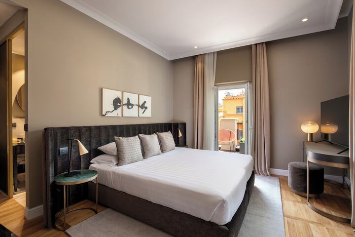 Room 53 of 289