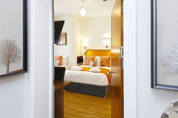 Room 15 of 171