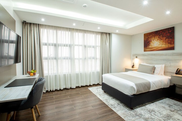 Room 18 of 47