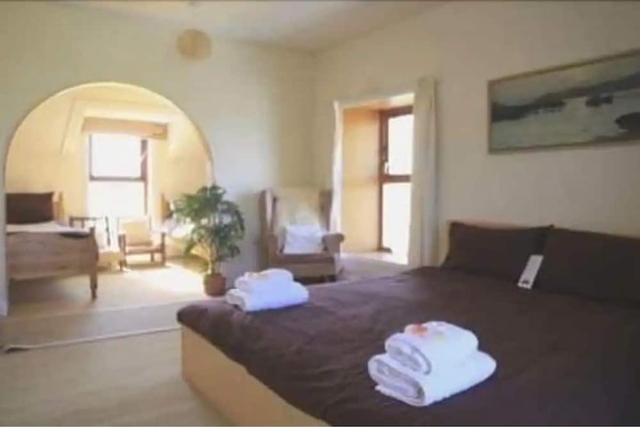 Room 10 of 21
