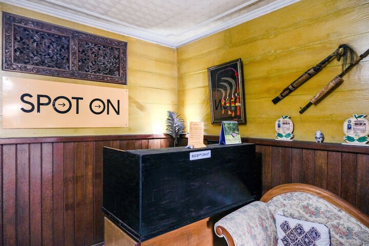 SPOT ON 2271 Nabila O Family Residence
