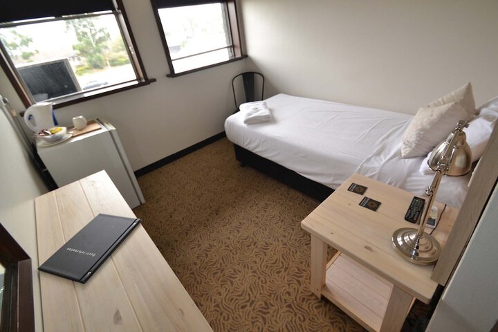 Room 8 of 44