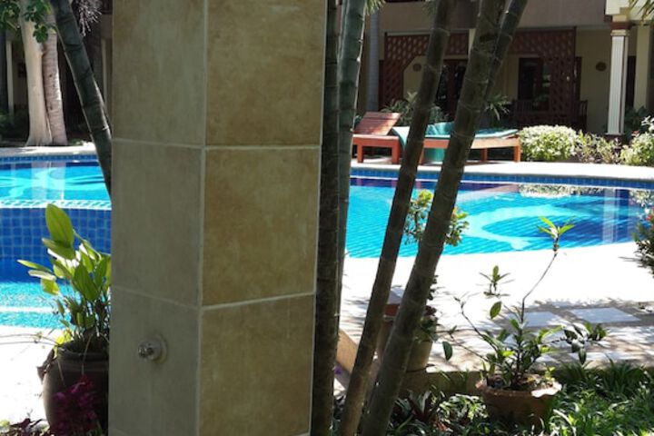 Pool 59 of 81