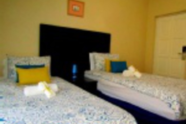 Room 53 of 192