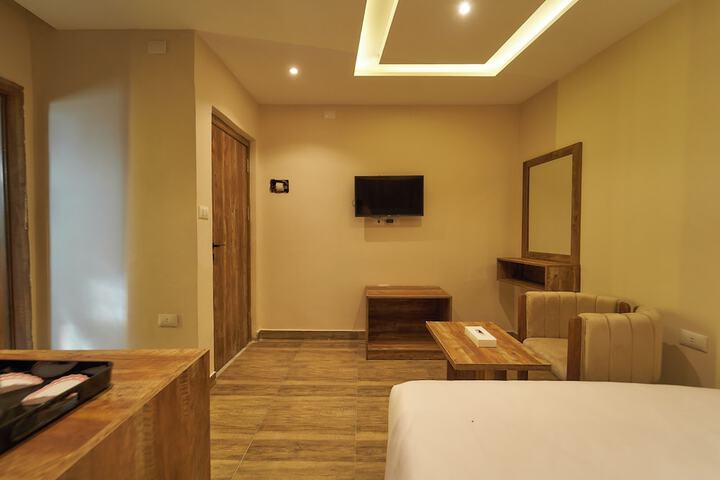 Room 27 of 60