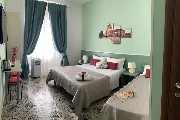 Room 4 of 41