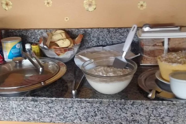 Breakfast/Coffee Service 13 of 22