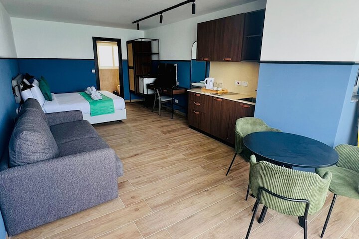 Room 12 of 58